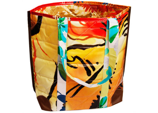 'flexie' totes new to designboom shop