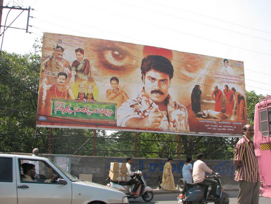 'flexie' totes new to designboom shop