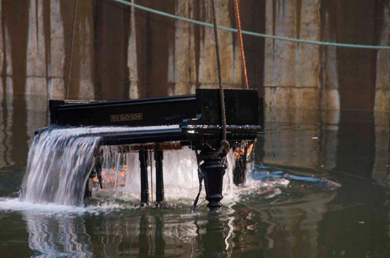 robin rhode and leif ove andsnes: 'pictures at an exhibition'