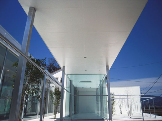 norisada maeda atelier: picnic house