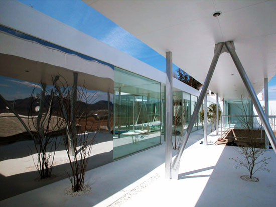 norisada maeda atelier: picnic house