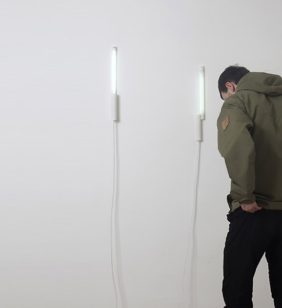 vandasye: mirror and lamp