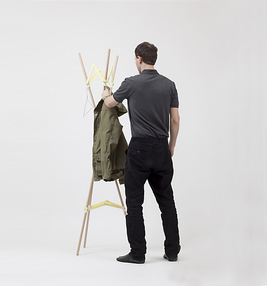 vandasye: coat rack