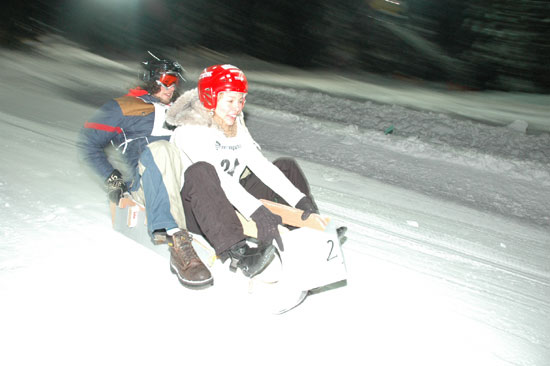 rennpappe 09: cardboard sled races