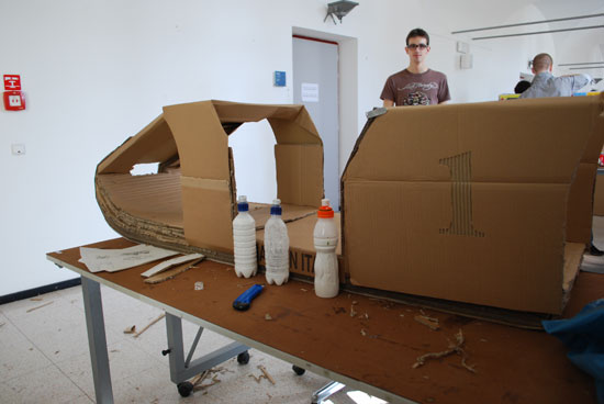 rennpappe 09: cardboard sled races