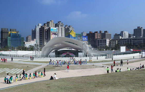 makoto sei watanabe: ribbons open air theater