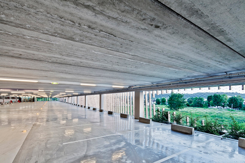 jacques ferrier architectures: les yeux verts