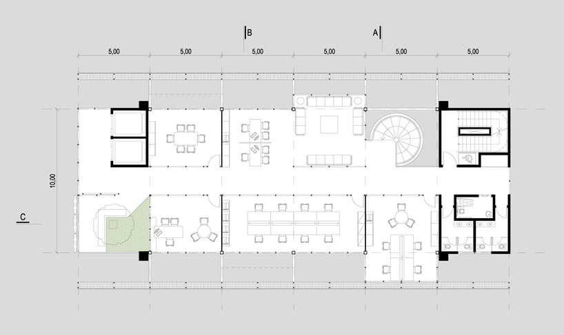 aum arquitectos: regional administration building