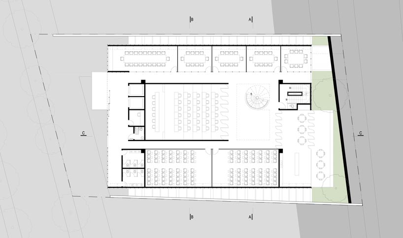 aum arquitectos: regional administration building