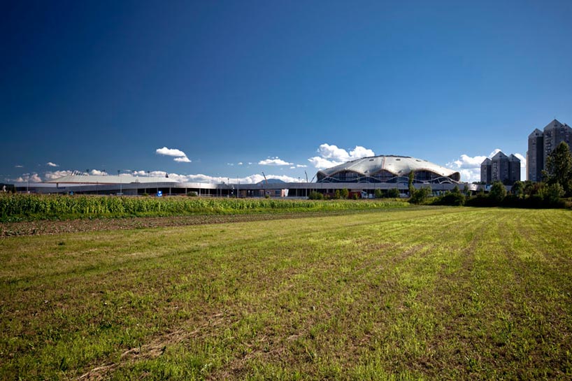 sadar + vuga: sports park stozice