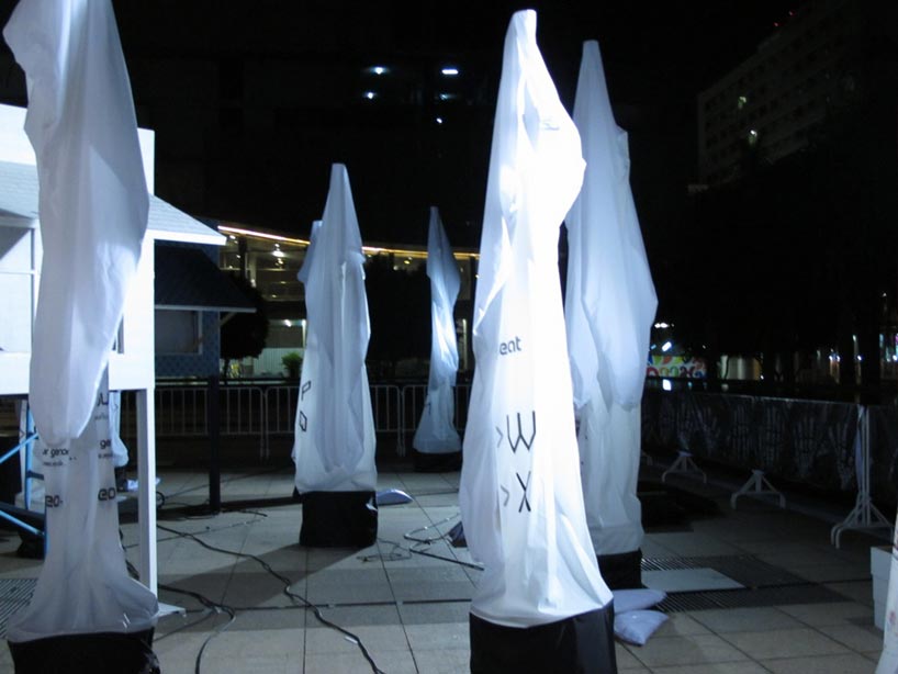 apostrophy's: crack da code exhibit