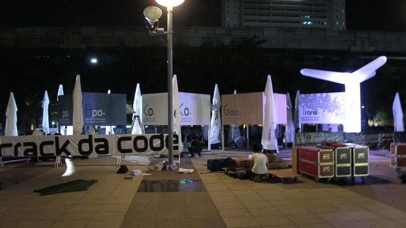 apostrophy's: crack da code exhibit