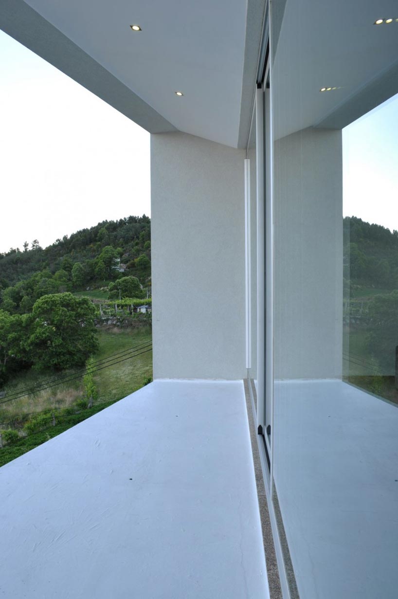 100 planos architecture: jorge guedes' house