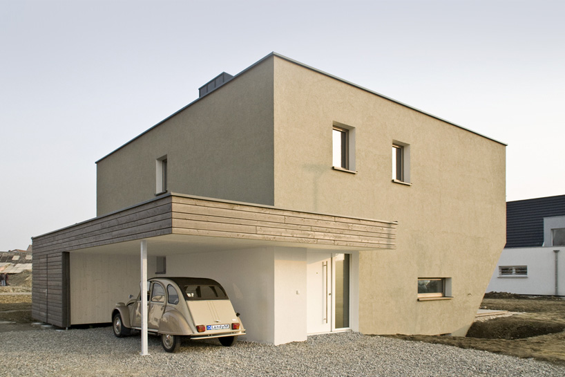 andOFFICE architects: landyM