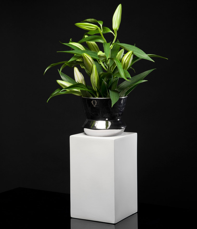 nicolas le moigne: podium vases