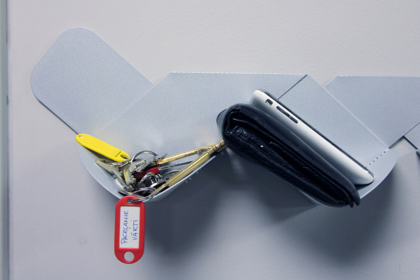 arthur analts: shelf wow