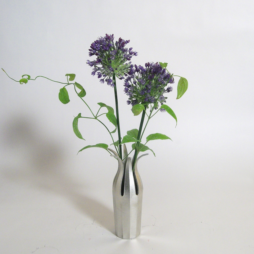 tatsuo kuroda: suzu hana for koizumi factory