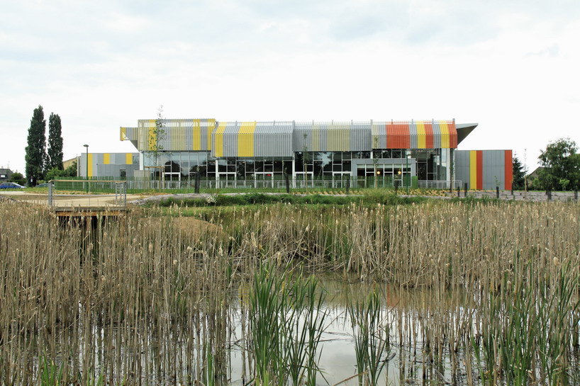 a_LTA architectes : aquatic center Saint Brice en Cogl&egrave;s