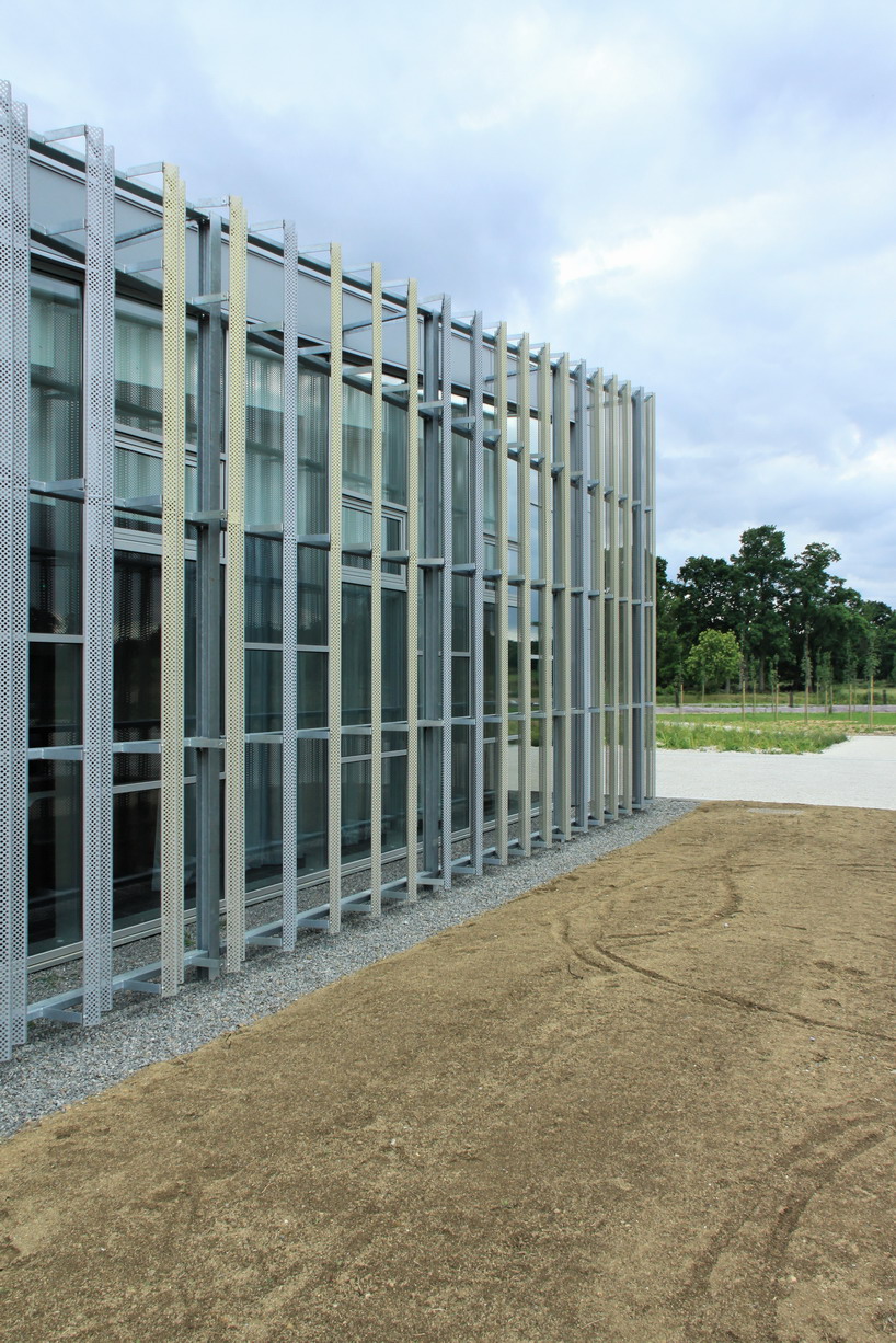 a_LTA architectes : aquatic center Saint Brice en Cogl&egrave;s