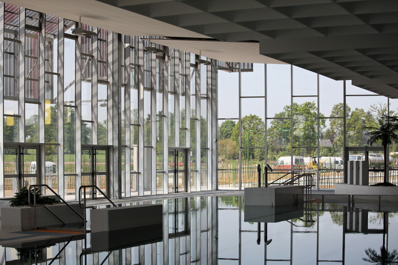 a_LTA architectes : aquatic center Saint Brice en Cogl&egrave;s