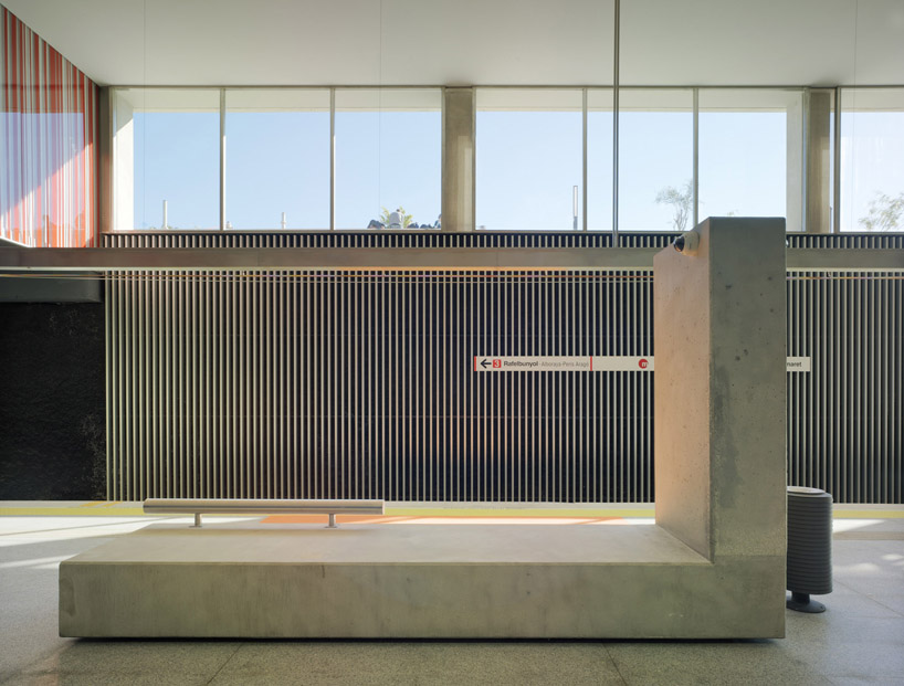 Rstudio: alboraya palmaret train station