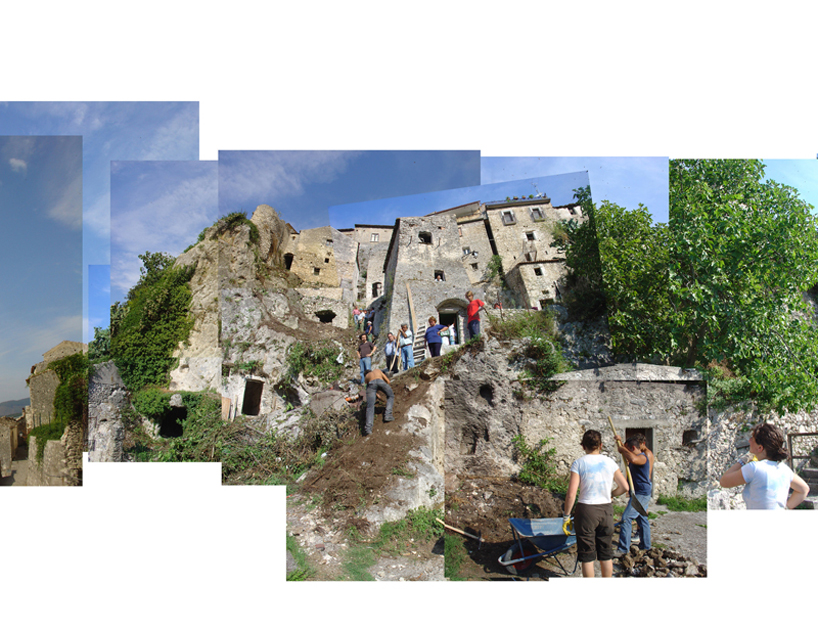 feld72: million donkey hotel