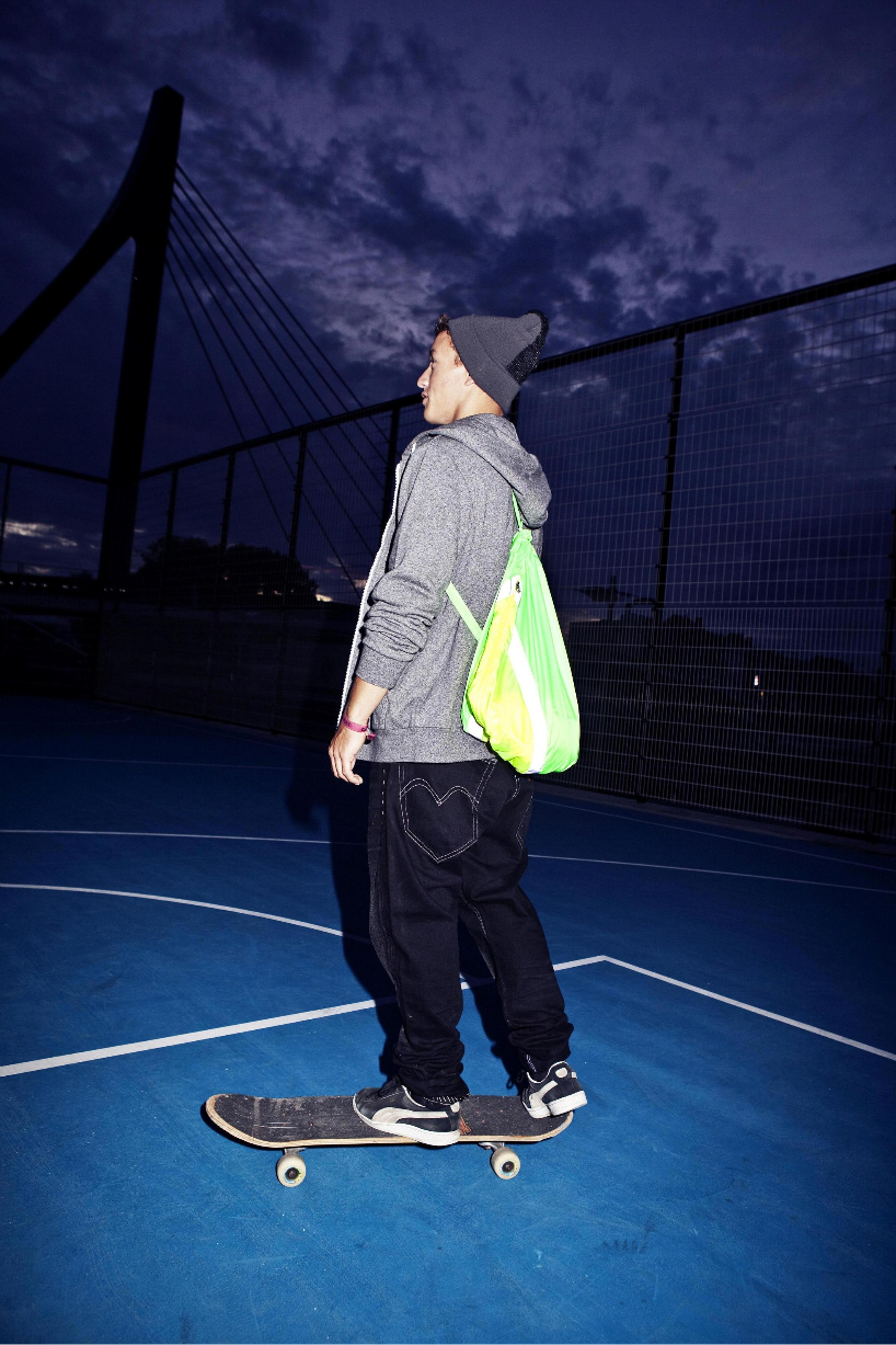 flucabag by diane steverlynck and girls from omsk