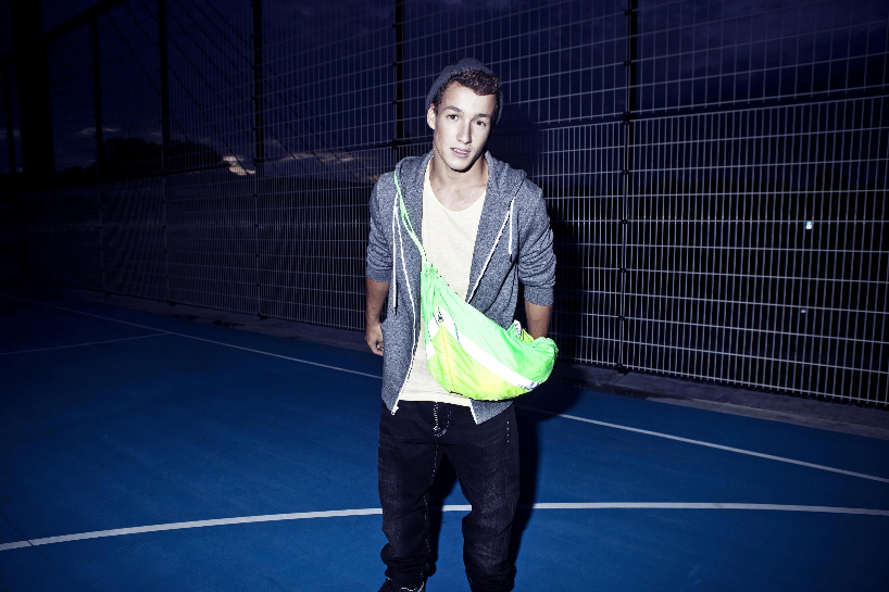 flucabag by diane steverlynck and girls from omsk