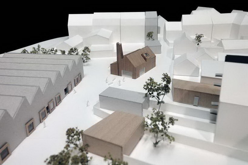 NAP kisses awake the sleeping beauty