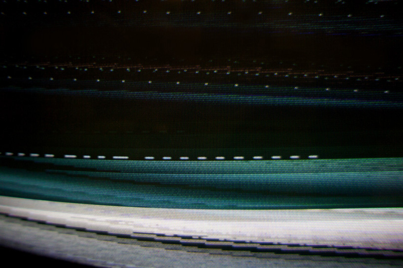 johan manschot: a white christmas distortion