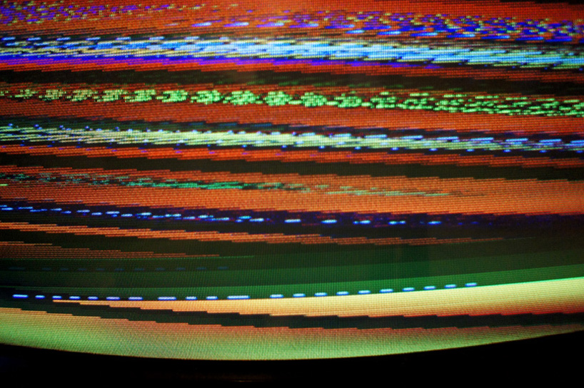 johan manschot: a white christmas distortion