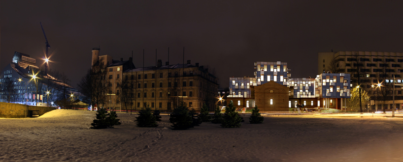 former police station by NRJA