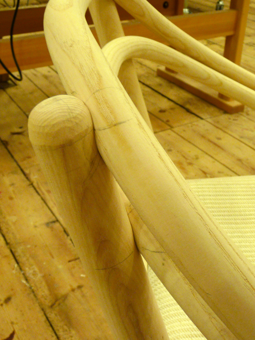 jonas lyndby jensen: snowshoe chair