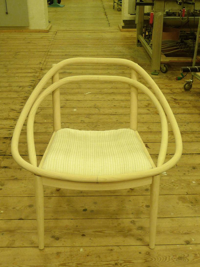 jonas lyndby jensen: snowshoe chair