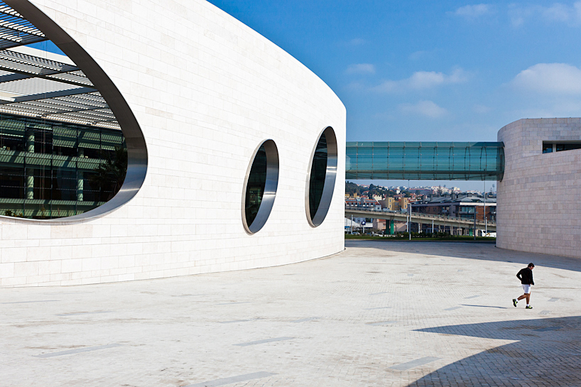 charles correa: champalimaud center for the unknown