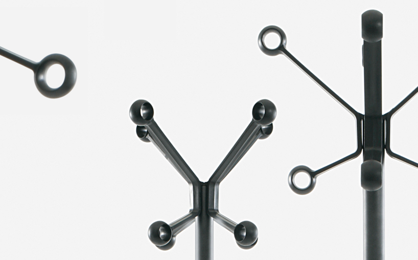jordi blasi: branca coat hanger