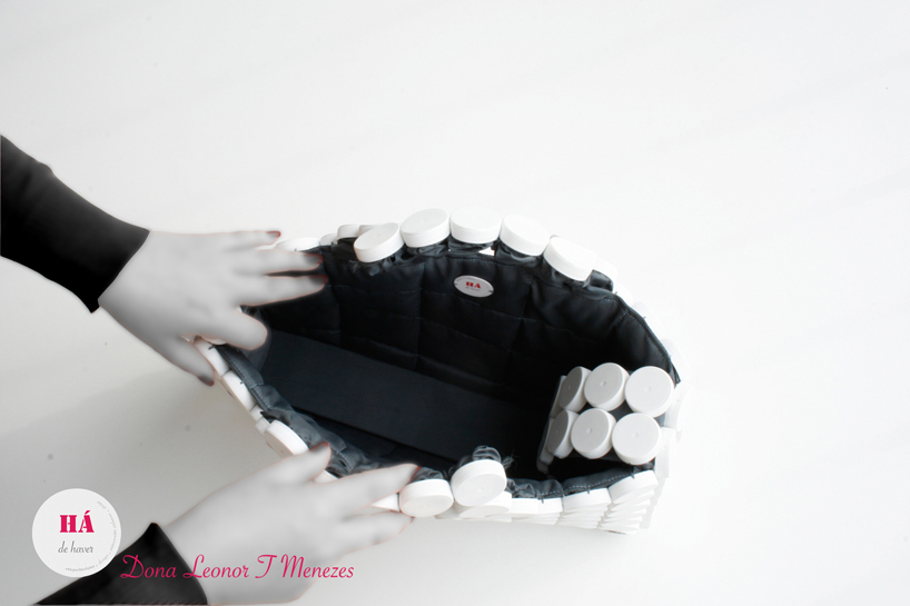 h&aacute;dehaver bags by sandra paulo and bruno barbosa