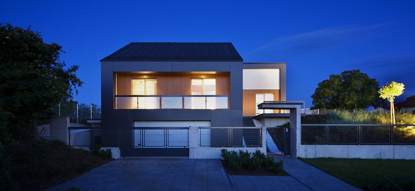 minimalist villa in a hungarian town