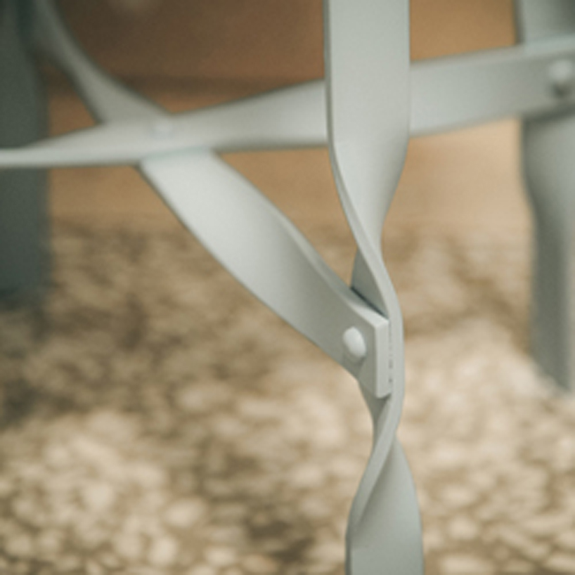 grille stool by yenhao
