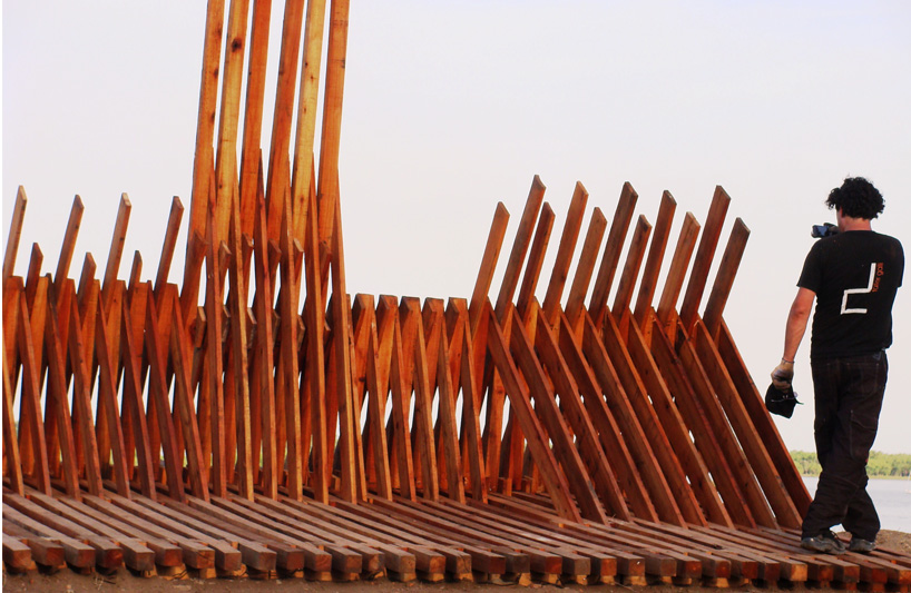 an observatory on the banks of the parana