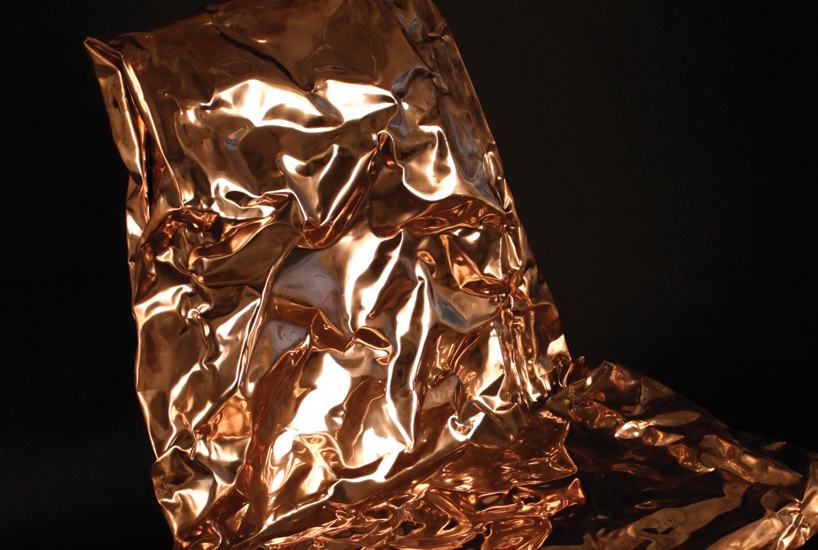 mateusz wiewioroski: reshaped behaviour of a chair