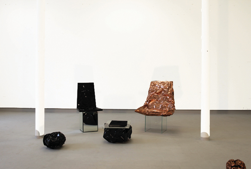 mateusz wiewioroski: reshaped behaviour of a chair