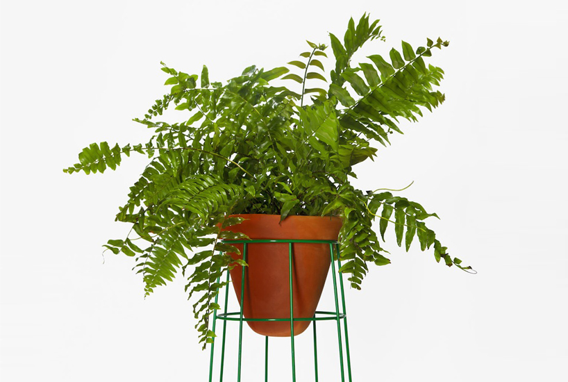 jorge diego etienne: first object for savvy studio