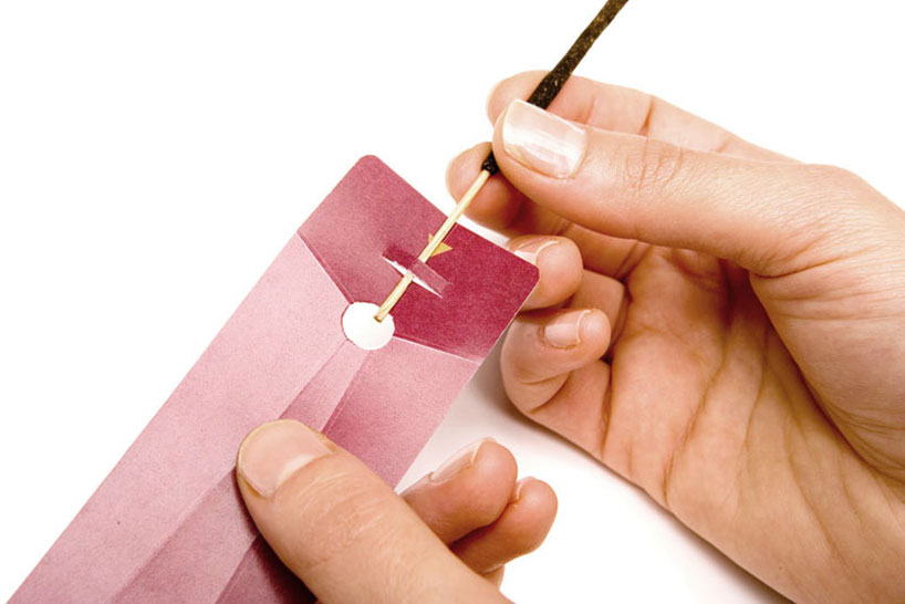 pq design: inc&egrave;nse cardboard incense holder