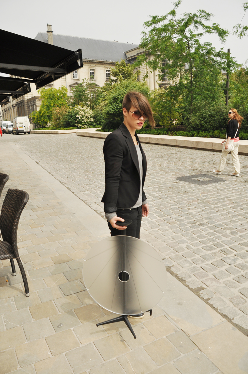 siyuan zhang: coffee table wired