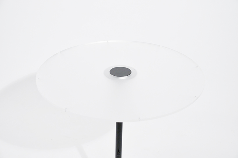 siyuan zhang: coffee table wired