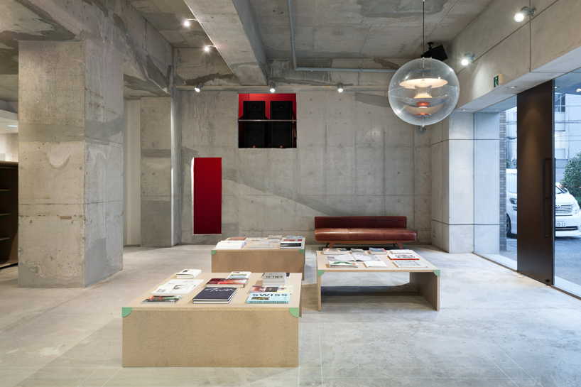 sides core: vinyl mix hair salon renovation