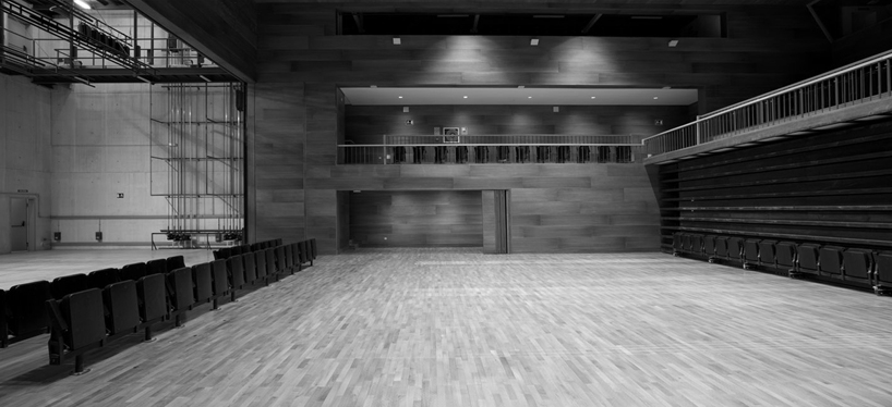 enrique abascal arquitectos: reina victoria theatre in nerva, spain