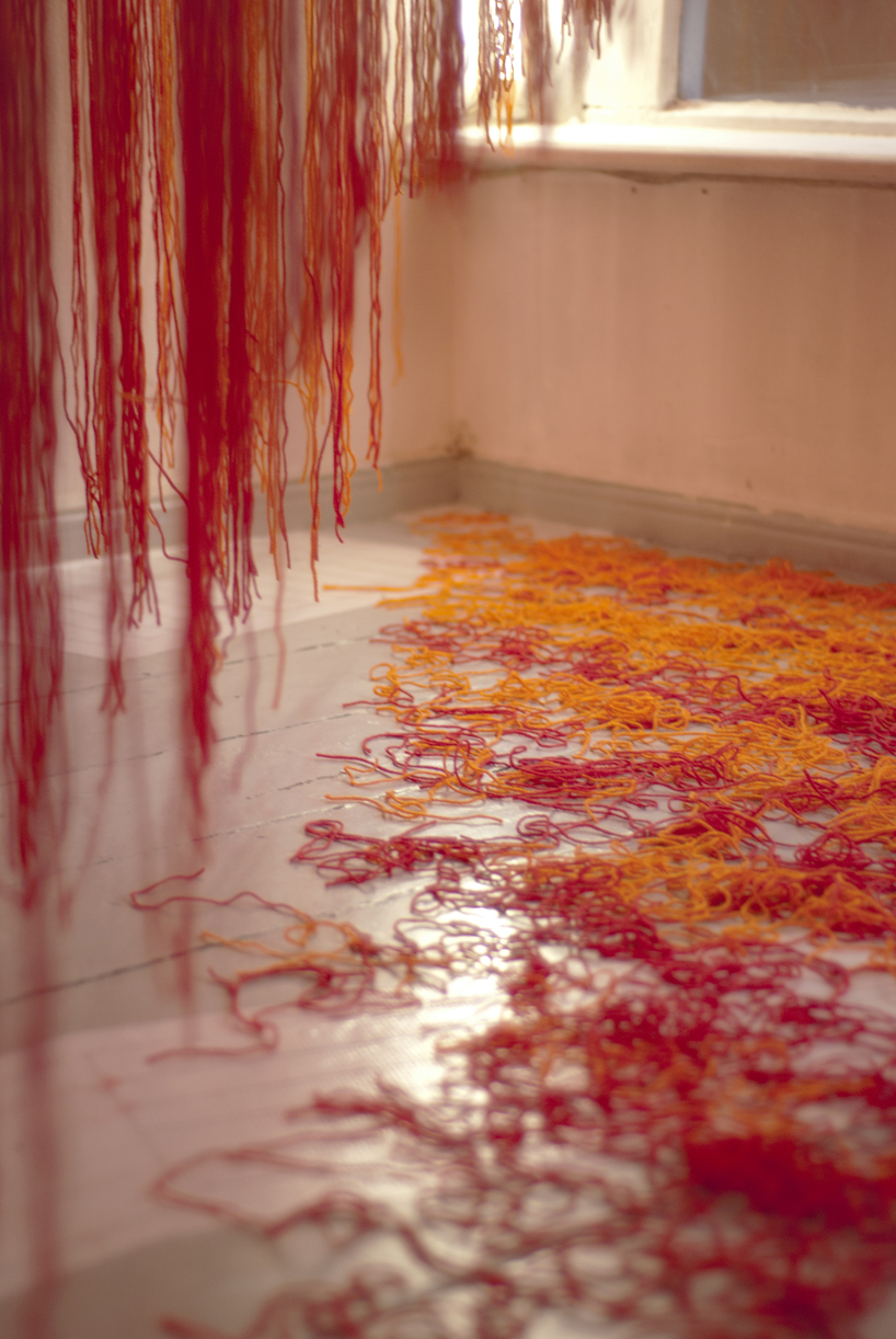 anna kostreva: broken string kilometers installation