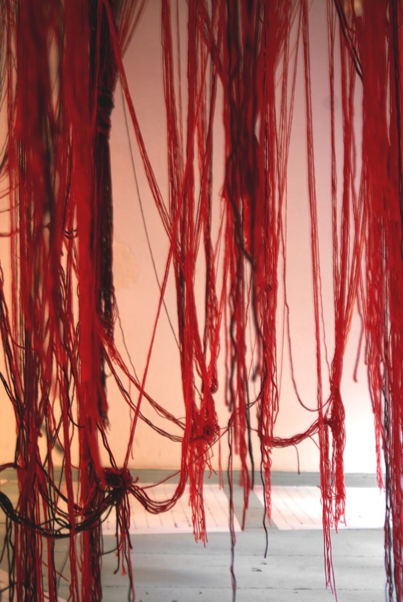 anna kostreva: broken string kilometers installation